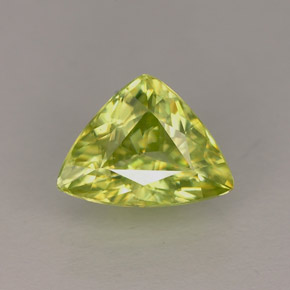 Sphène vert naturelle trillion, 1,09 ct, VS