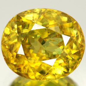 Sphène jaune naturelle coupe ovale, 1,94 ct, VVS-VS