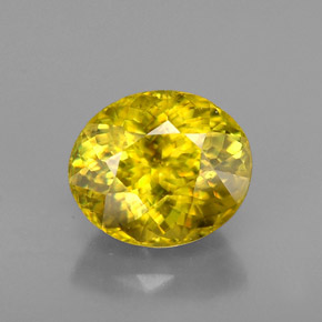 Sphène Jaune doré naturelle Coupe ovale, 1.12 ct, VS