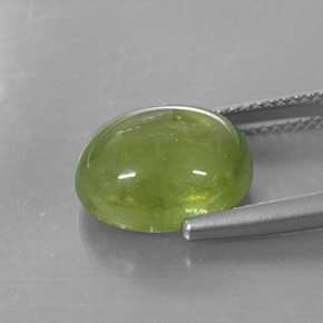 Sphène vert naturelle transparent, 8,07 ct, transparent / translucide