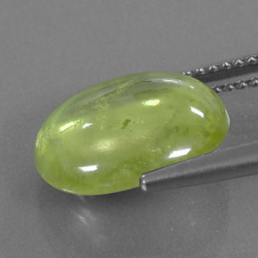 Sphène vert naturelle transparent, 5,40 ct, transparent / translucide