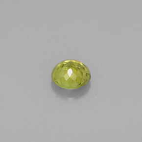 Sphène vert naturelle coupe roude, 0,46 ct, VS