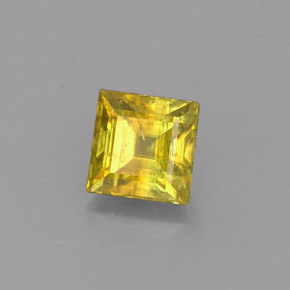 Sphène Vert Doré naturelle Carré, 0.73 ct, VS