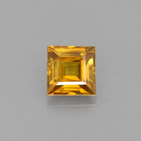 Sphène doré naturelle carré, 0,46 ct, VS