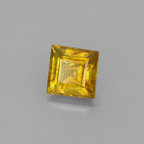 Sphène or naturelle carré, 0,44 ct, VS