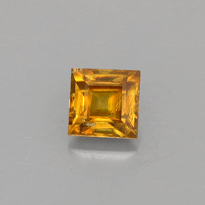 Sphène Doré naturelle Carré, 0.42 ct, VS