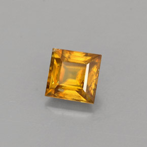 Sphène Doré naturelle Carré, 0.42 ct, VS