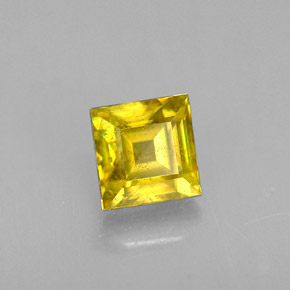 Sphène or naturelle carré, 0,64 ct, VS-SI