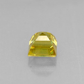 Sphène jaune naturelle carré, 0,35 ct, VS