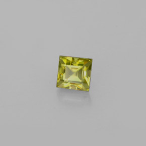 Sphène vert naturelle carré, 0,41 ct, VS