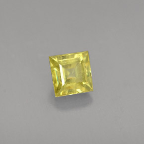 Sphène jaune naturelle carré, 0,36 ct, VS-SI