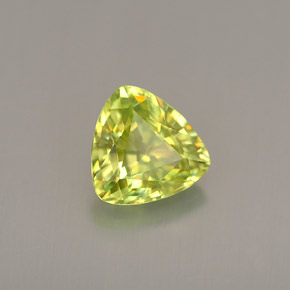 Sphène vert naturelle trillion, 0,77 ct, VVS-VS