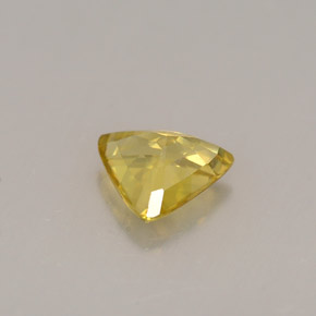 Sphène Doré naturelle Trillion, 0.63 ct, VVS-VS