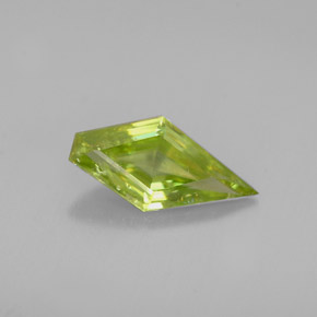 Sphène vert naturelle forme fantaisie, 1,23 ct, VS-SI
