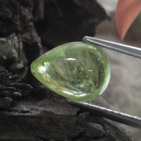 Sphène Vert jaunâtre naturelle En forme de poire, 2.24 ct, Transparent
