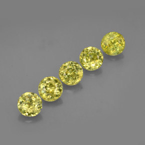 Achetez naturel ct Vert jaunâtre Sphène gems, Coupe roude, En provenance Sri Lanka (Ceylan) chez GemSelect. En stock, livraison internationale!