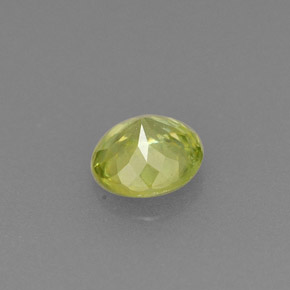 Sphène vert naturelle coupe roude, 0,39 ct, VS