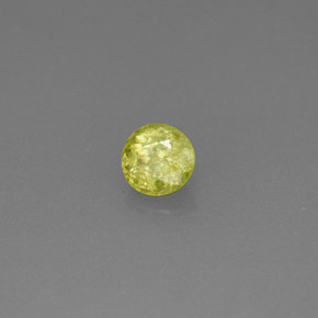 Sphène vert naturelle coupe roude, 0,38 ct, VS
