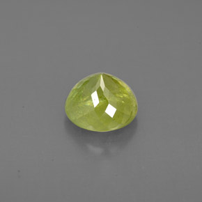 Sphène vert naturelle coupe roude, 1,50 ct, VS-SI