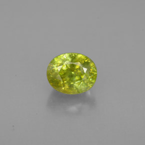 Sphène Vert jaunâtre naturelle Coupe ovale, 1.29 ct, VS-SI