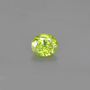 Sphène vert naturelle coupe ovale, 1,33 ct, SI