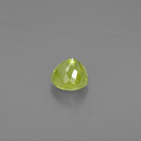 Sphène Vert jaunâtre naturelle Coupe roude, 1.64 ct, SI