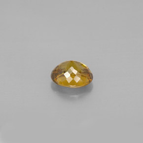 Sphène jaune naturelle coupe ovale, 1,50 ct, VS