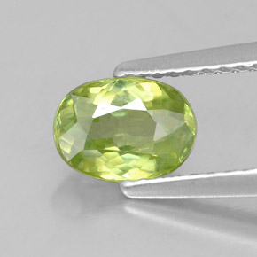 Sphène vert naturelle coupe ovale, 1,07 ct, VVS-VS
