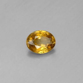 Sphène jaune naturelle coupe ovale, 0,53 ct, VVS-VS