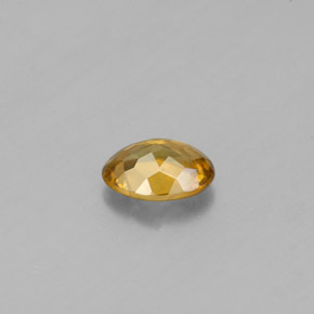 Sphène jaune naturelle coupe ovale, 0,53 ct, VVS-VS