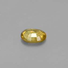 Sphène jaune naturelle coupe ovale, 0,54 ct, SI