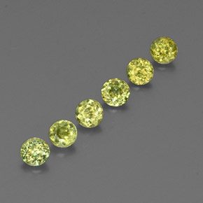 Achetez naturel ct vert sphène gems, coupe roude, en provenance sri lanka chez gemselect. en stock, livraison internationale!
