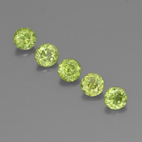 Achetez naturel ct vert sphène gems, coupe roude, en provenance sri lanka chez gemselect. en stock, livraison internationale!
