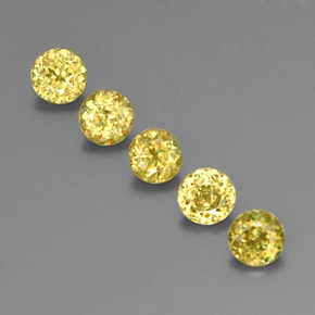 Achetez naturel ct Jaune doré Sphène gems, Coupe roude, En provenance Sri Lanka chez GemSelect. En stock, livraison internationale!