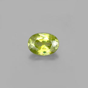 Sphène vert naturelle coupe ovale, 0,85 ct, VS-SI