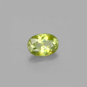 Sphène vert naturelle coupe ovale, 0,85 ct, VS-SI