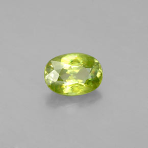 Sphène vert naturelle coupe ovale, 1,10 ct, VS-SI