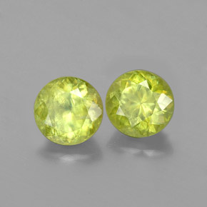 Achetez naturel ct vert sphène gems, coupe roude, en provenance sri lanka (ceylan) chez gemselect. en stock, livraison internationale!