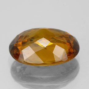 Sphène orange naturelle coupe ovale, 4,70 ct, VS-SI