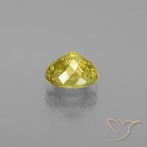 Sphène Jaune cybernétique naturelle ovale, 1.23 ct, SI