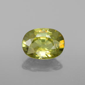 Sphène vert naturelle coupe ovale, 1,60 ct, VVS-VS