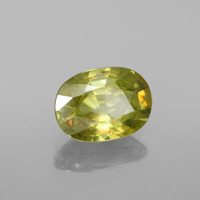 Sphène vert naturelle coupe ovale, 1,60 ct, VVS-VS