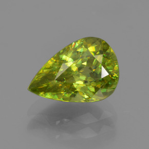 Sphène Vert Doré naturelle En forme de poire, 1.90 ct, VS