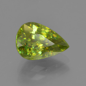 Sphène Vert Doré naturelle En forme de poire, 1.90 ct, VS