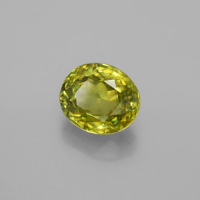 Sphène vert naturelle coupe ovale, 1,82 ct, VS