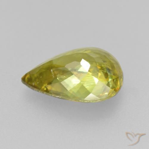 Sphène Vert moyen naturelle En forme de poire, 1.89 ct, VS