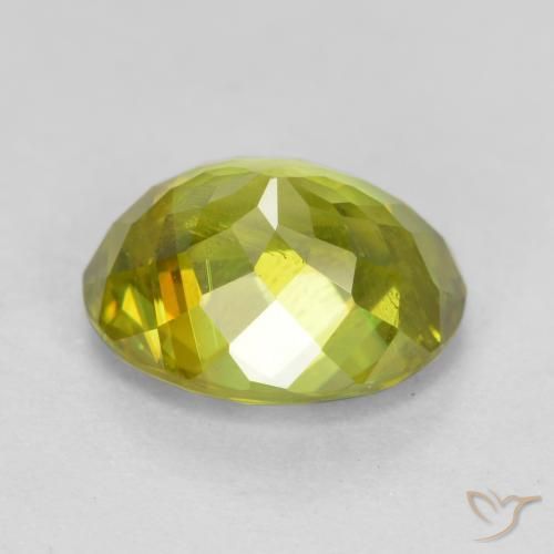 Sphène Vert jaune naturelle ovale, 1.74 ct, SI