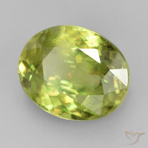 Sphène vert naturelle coupe ovale, 3,72 ct, VS