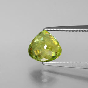 Sphène vert naturelle en forme de poire, 2,37 ct, VS-SI