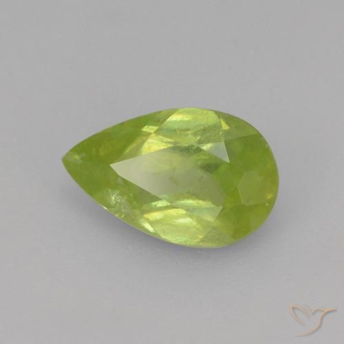 Sphène Jaune clair naturelle En forme de poire, 0.75 ct, VS-SI